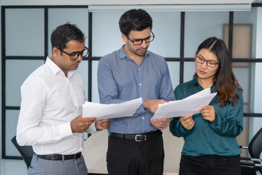 AI-Powered EOR: How Real-Time Compliance Monitoring Reduces Risk
